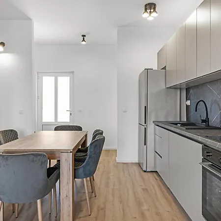 Apartman Lovely In With Wifi