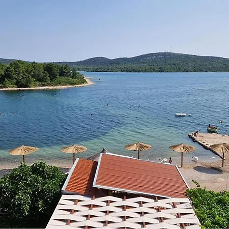 Stunning Apartment In Pirovac With Wifi * Pirovac
