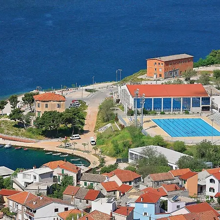 Awesome In With House Sea View *