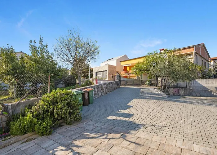 アパート Lovely In With Wifi *